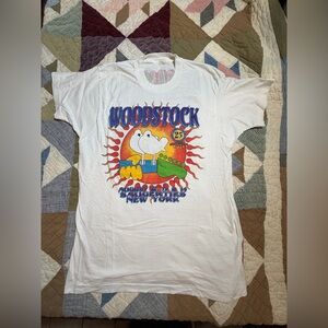 VTG RARE ‘94 Woodstock 25th Anniversary Concert Tee Single Stitch